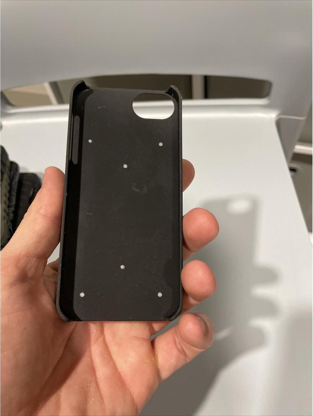 oakley iphone case - Picture 3 of 4